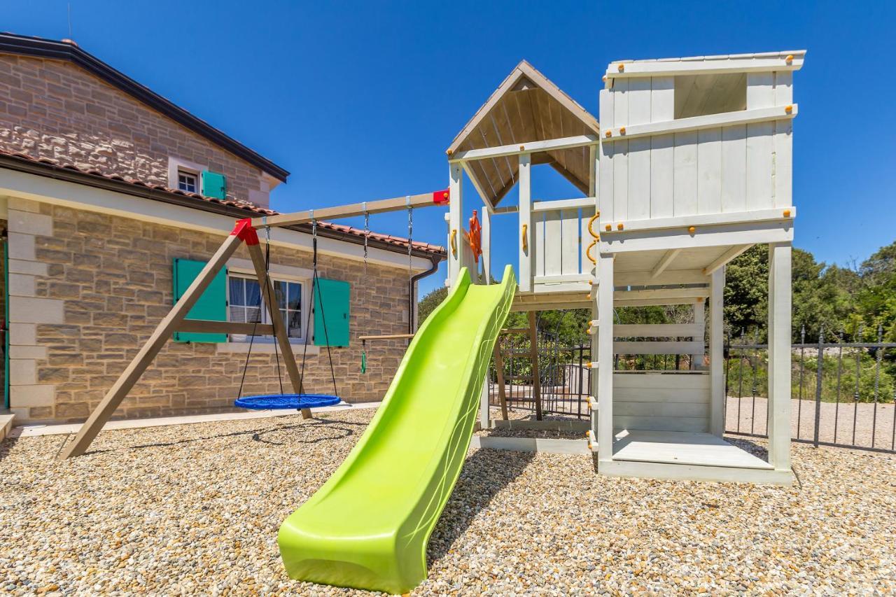 Holiday House Chiara Vrh  Екстер'єр фото
